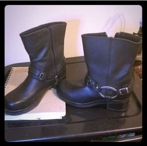 HARLEY DAVIDSON women's black leather boots